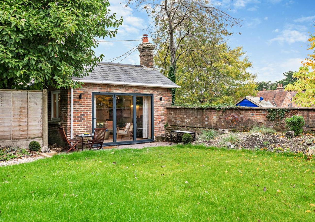 The Old School House - Durweston Villa Exterior photo